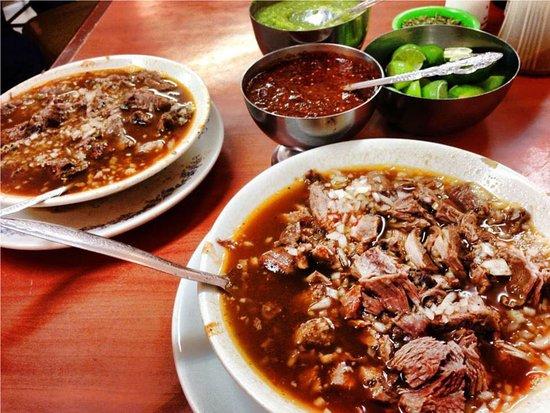 La Perla Tapatía Birriería y Pozolería